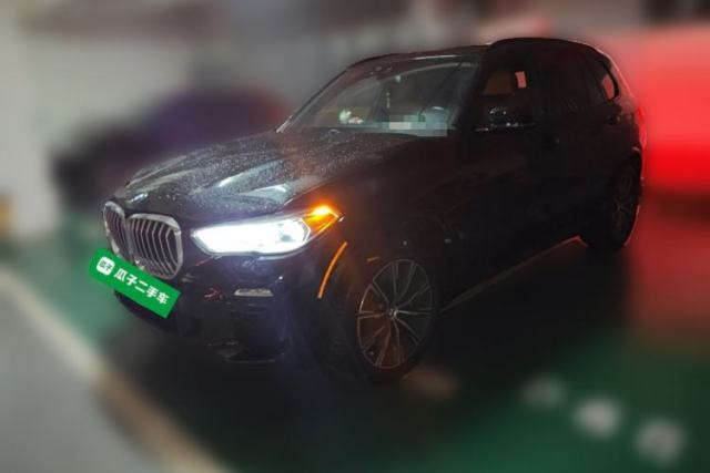 Used BMW X5 2019 xDrive40i Standard 19-inch wheels U.S. specification