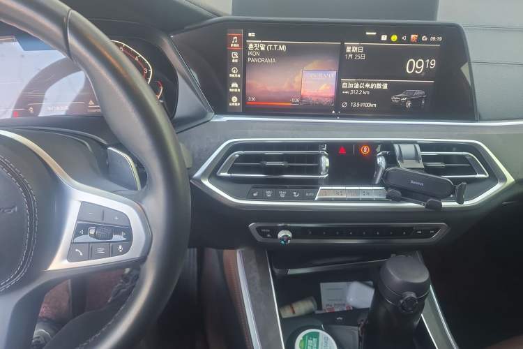 Used BMW X5 2019 xDrive40i M Sport Package Audio And AC Panel