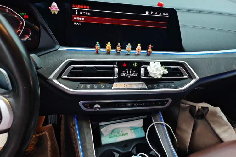 Used BMW X5 2019 xDrive40i M Sport Package Audio And AC Panel