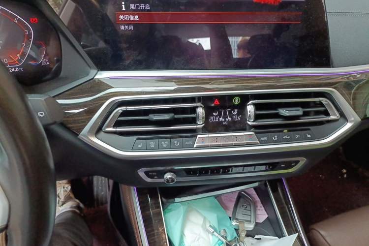 Used BMW X5 2019 xDrive40i M Sport Package Audio And AC Panel