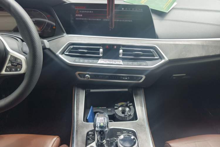 Used BMW X5 2019 xDrive40i M Sport Package Audio And AC Panel