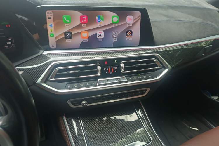 Used BMW X5  Audio And AC Panel
