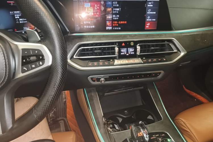 Used BMW X5 2019 xDrive40i M Sport Package Audio And AC Panel