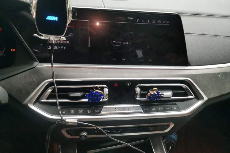 Used BMW X5 2019 xDrive40i M Sport Package Audio And AC Panel