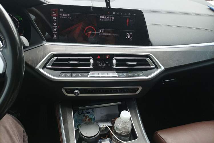 Used BMW X5 2019 xDrive40i M Sport Package Audio And AC Panel