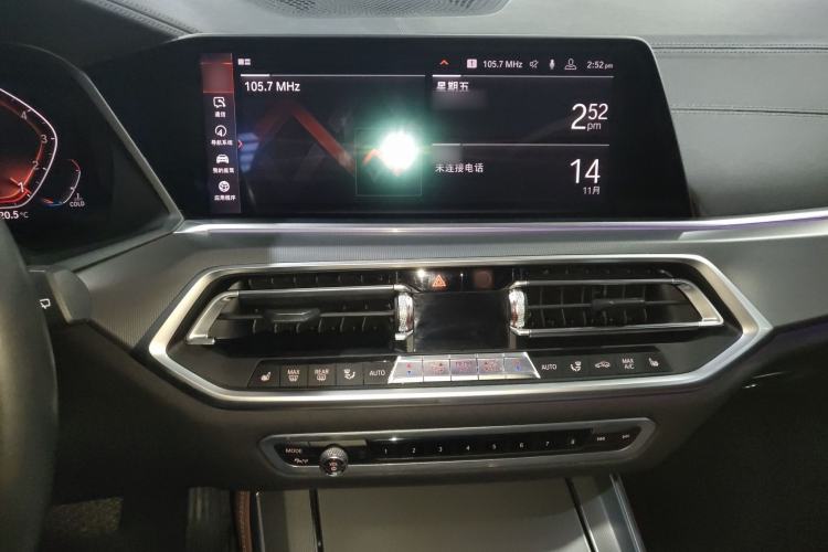 Used BMW X5 2019 xDrive40i M Sport U.S. specification Audio And AC Panel