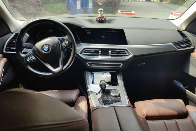 Used BMW X5 2019 xDrive40i M Sport Package Center Console