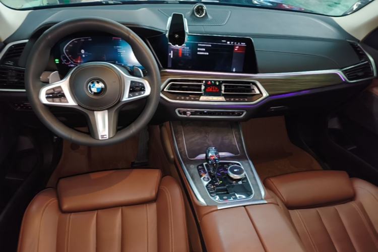 Used BMW X5 2019 xDrive30i M Sport Package Center Console