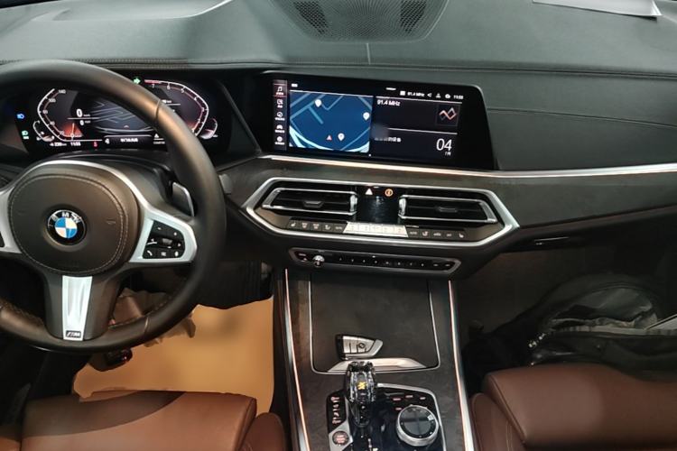Used BMW X5 2019 xDrive40i M Sport Package Center Console