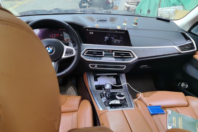 Used BMW X5 2019 xDrive40i M Sport Package Center Console