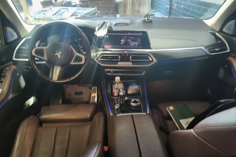 Used BMW X5 2019 xDrive40i M Sport Package Center Console