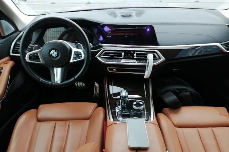 Used BMW X5 2019 xDrive40i M Sport Package Center Console