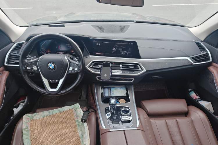 Used BMW X5 2019 xDrive30i X Design Package Center Console