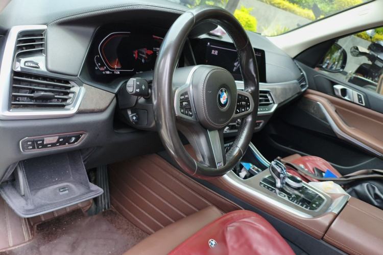 Used BMW X5 2019 xDrive40i M Sport Package Center Console