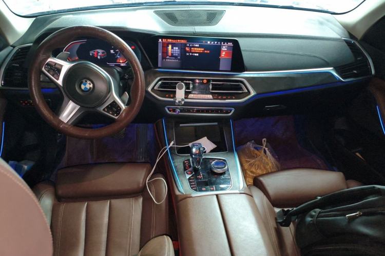 Used BMW X5 2019 xDrive40i M Sport Package Center Console