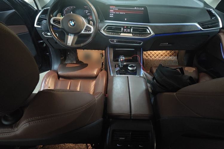 Used BMW X5 2019 xDrive40i M Sport Package Center Console