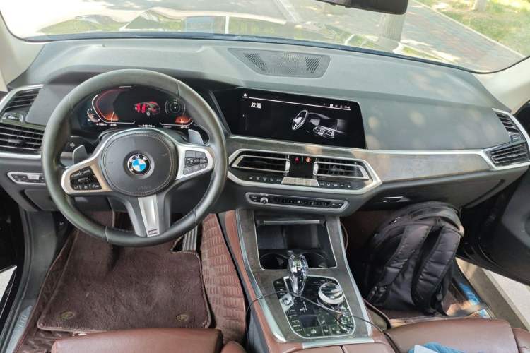 Used BMW X5 2019 xDrive40i M Sport Package Center Console