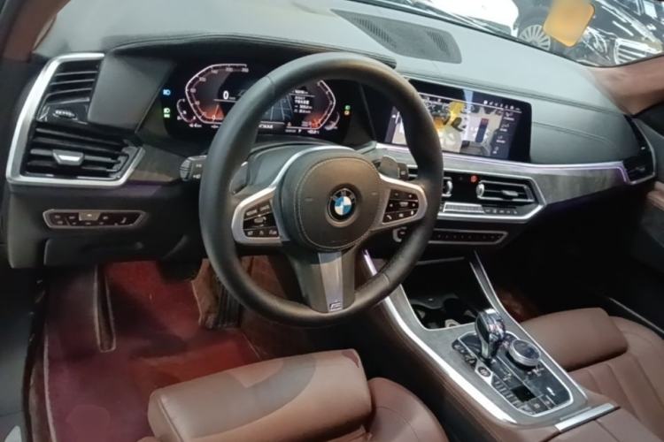 Used BMW X5 2019 xDrive40i M Sport Package Center Console