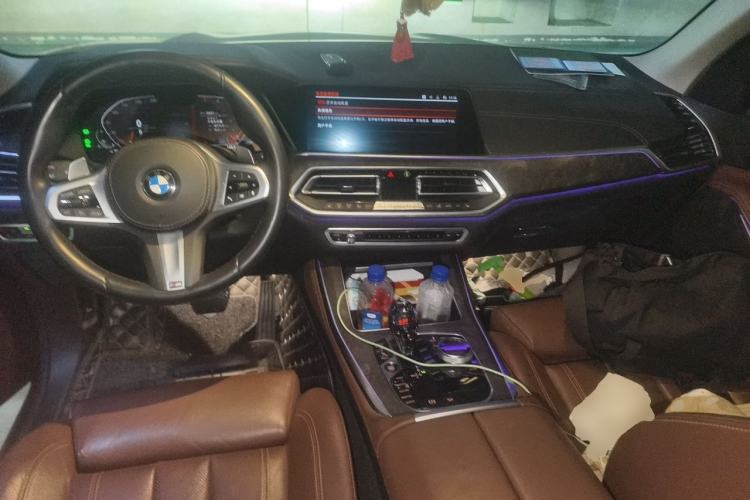 Used BMW X5 2019 xDrive40i M Sport Package Center Console