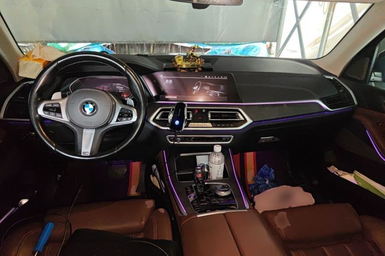 Used BMW X5 2019 xDrive40i M Sport Package Center Console