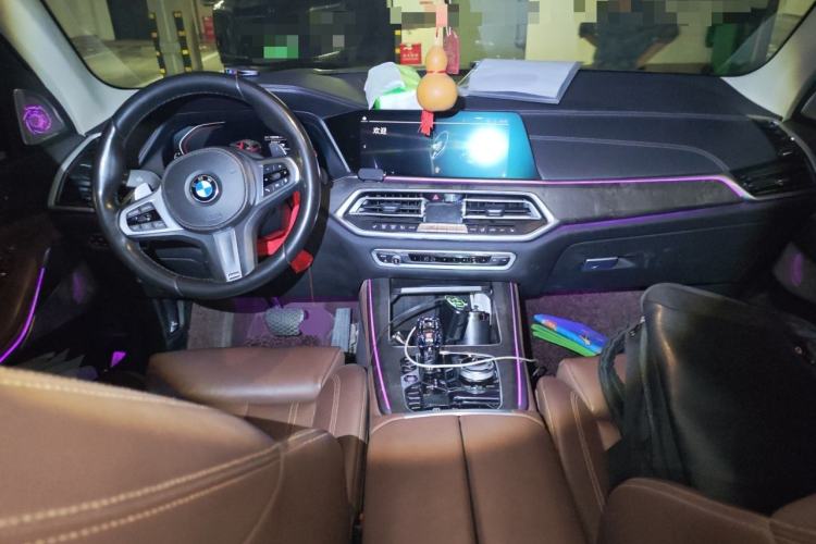 Used BMW X5 2019 xDrive40i M Sport Package Center Console