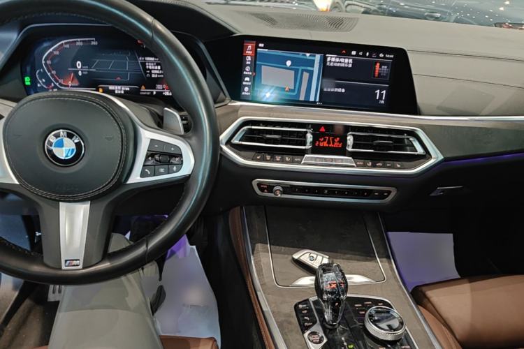Used BMW X5 2019 xDrive40i M Sport Package Center Console