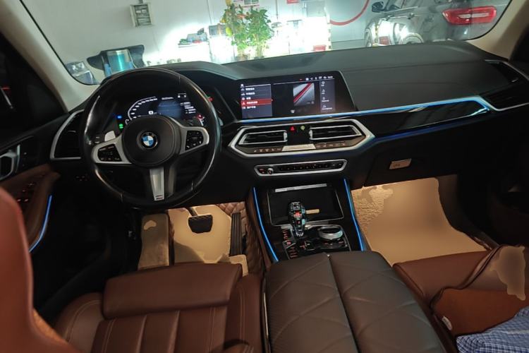 Used BMW X5 2019 xDrive40i M Sport Package Center Console
