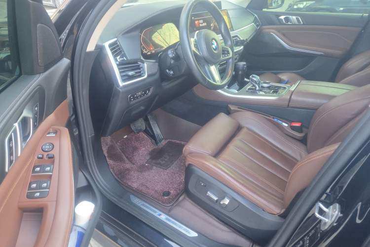 Used BMW X5 2019 xDrive40i M Sport Package Driver Seat