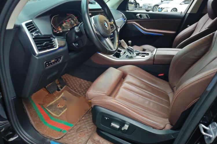 Used BMW X5 2019 xDrive40i M Sport Package Driver Seat