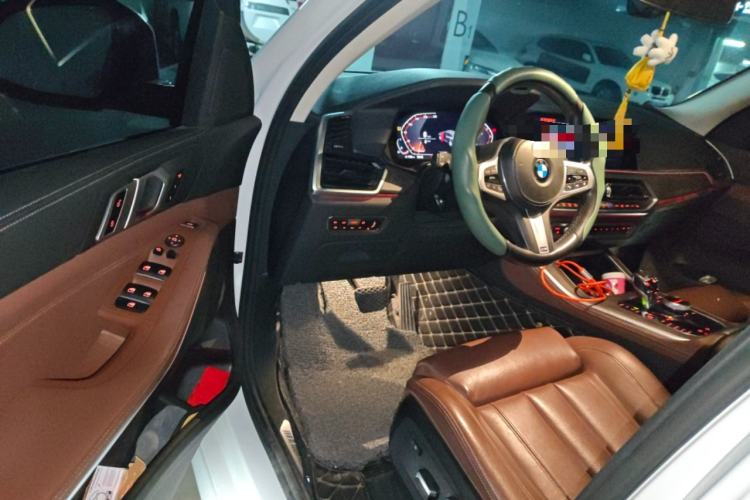 Used BMW X5 2019 xDrive40i M Sport Package Driver Seat