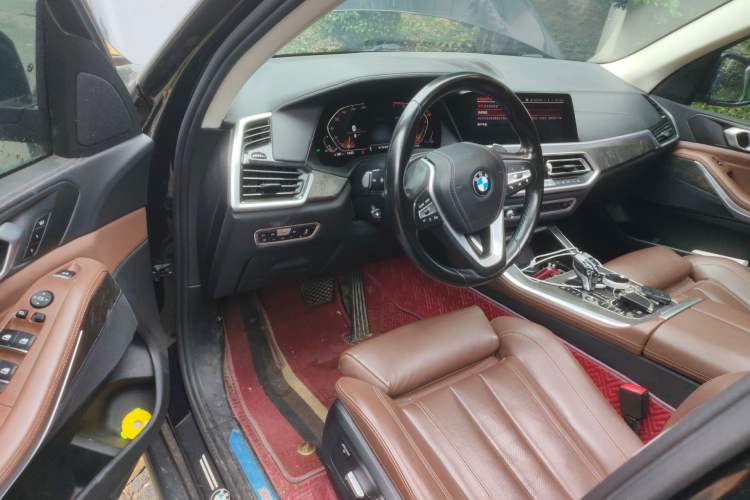 Used BMW X5 2019 xDrive30i X Design Package Driver Seat