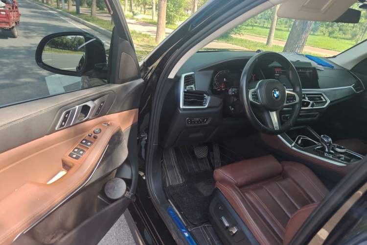 Used BMW X5 2019 xDrive40i M Sport Package Driver Seat
