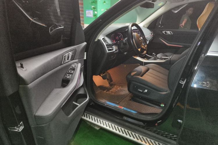 Used BMW X5  Driver Seat