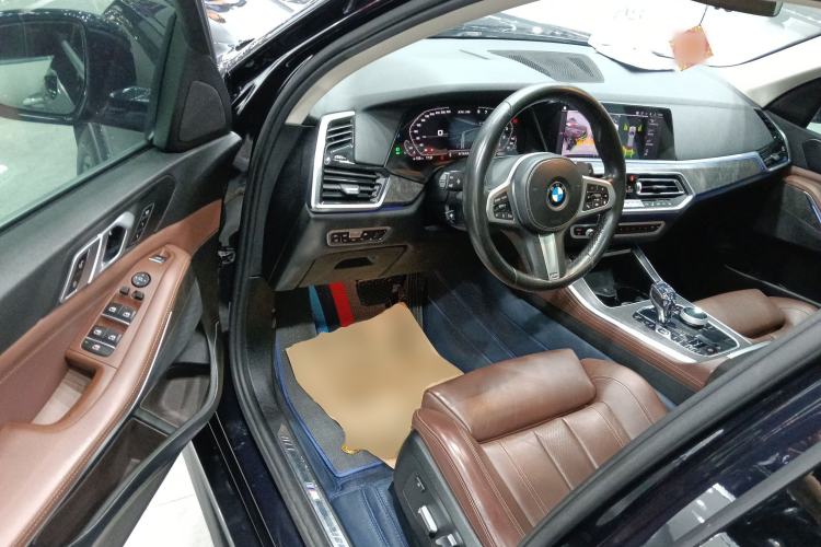 Used BMW X5 2019 xDrive40i M Sport Package Driver Seat