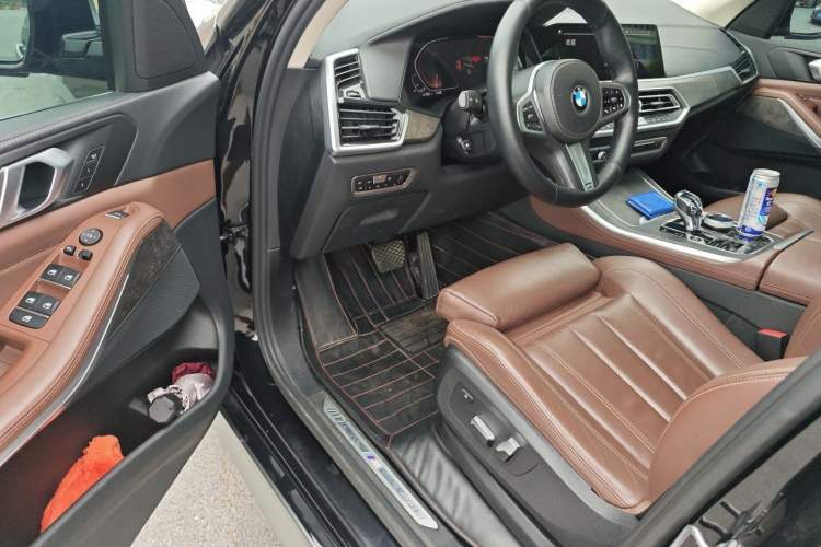 Used BMW X5 2019 xDrive30i M Sport Package Driver Seat