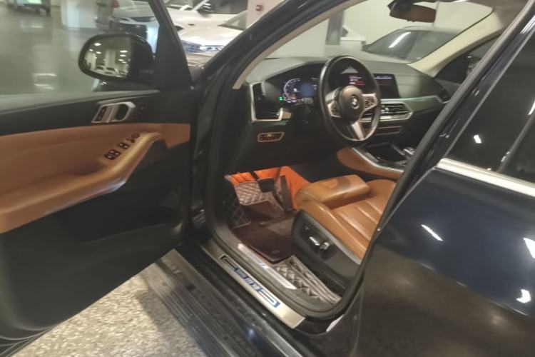 Used BMW X5 2019 xDrive40i M Sport Package Driver Seat