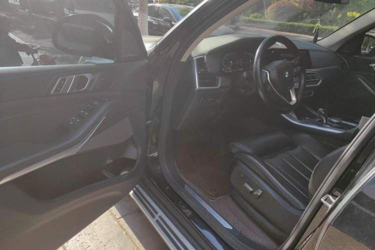 Used BMW X5  Driver Seat
