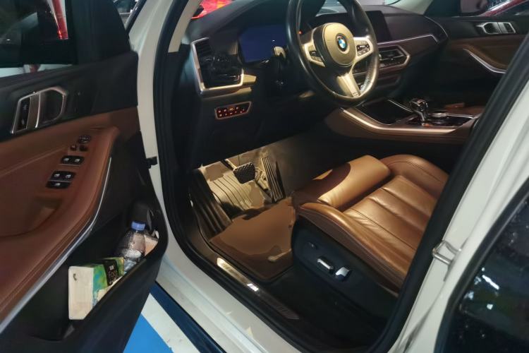 Used BMW X5 2019 xDrive40i M Sport Package Driver Seat
