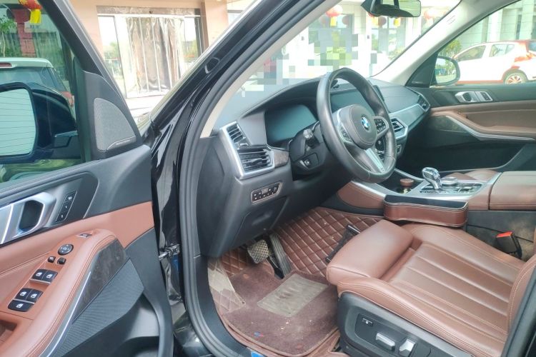 Used BMW X5 2019 xDrive40i M Sport Package Driver Seat