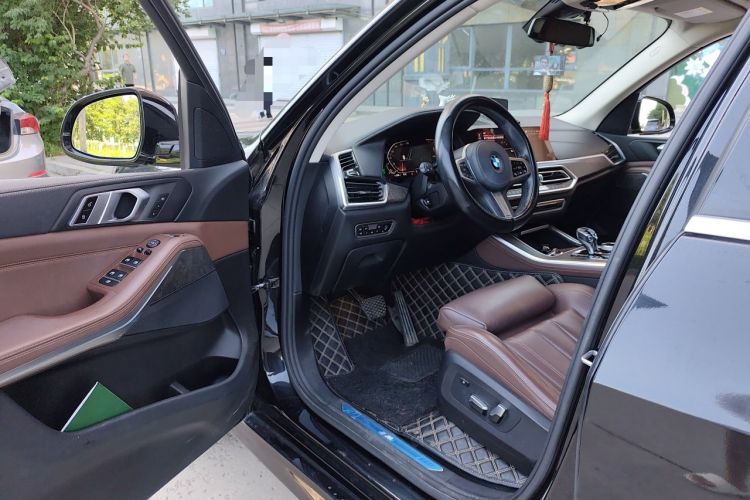 Used BMW X5 2019 xDrive40i M Sport Package Driver Seat