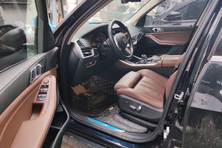 Used BMW X5 2019 xDrive40i M Sport Package Driver Seat