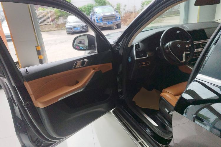 Used BMW X5 2019 xDrive40i M Sport U.S. specification Driver Seat