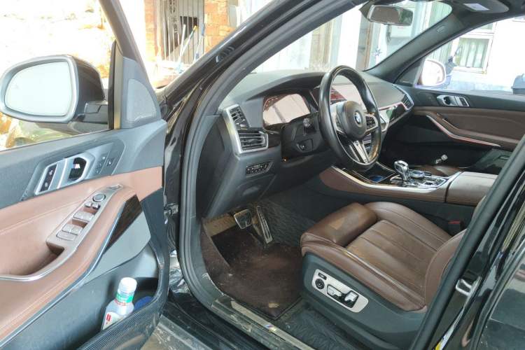 Used BMW X5 2019 xDrive40i M Sport U.S. specification Driver Seat
