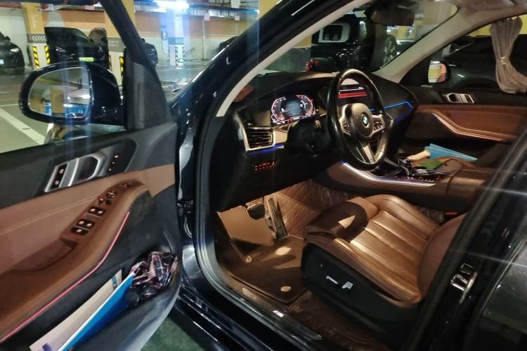Used BMW X5 2019 xDrive40i M Sport Package Driver Seat