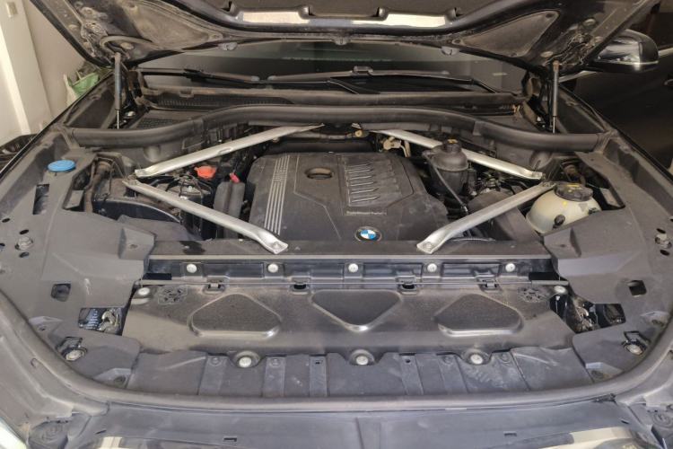 Used BMW X5 2019 xDrive40i M Sport Package Engine Bay