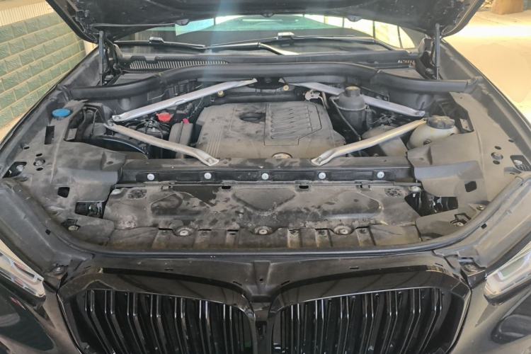 Used BMW X5 2019 xDrive40i M Sport Package Engine Bay
