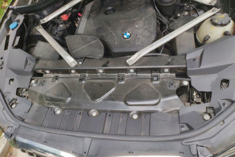 Used BMW X5 2019 xDrive30i X Design Package Engine Bay
