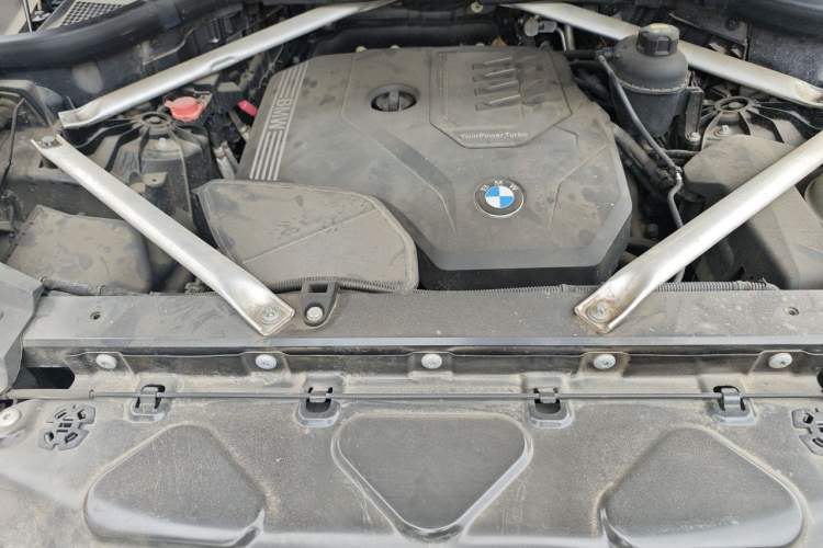Used BMW X5 2019 xDrive30i M Sport Package Engine Bay