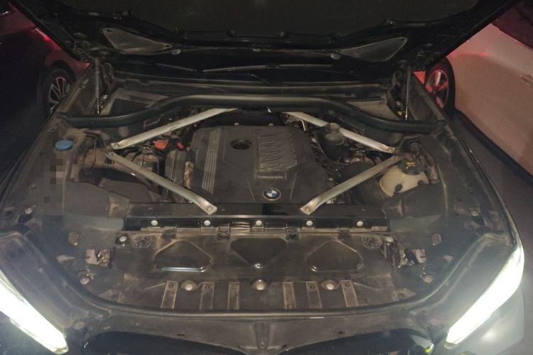 Used BMW X5 2019 xDrive40i M Sport Package Engine Bay