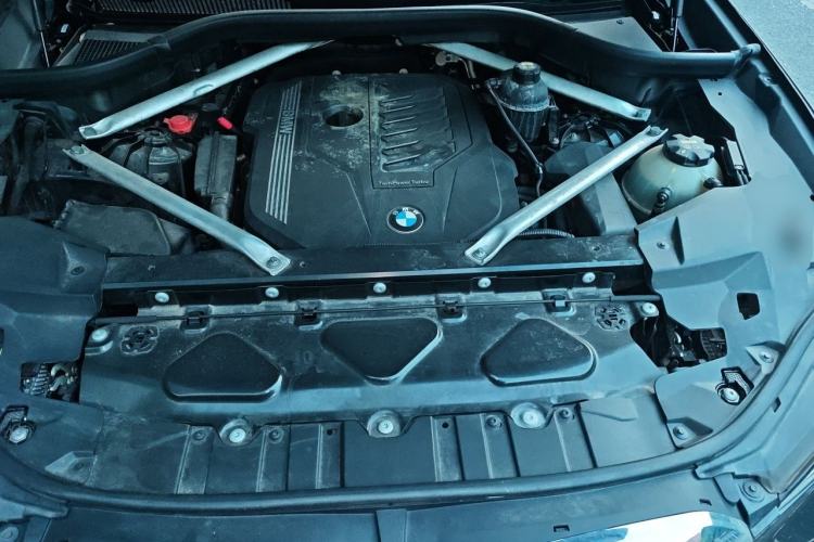 Used BMW X5 2019 xDrive40i Luxury Model with M Sport Package Engine Bay
